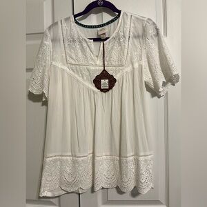 Knox Rose medium eyelet shirt